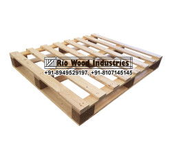 Wooden 4 Way Pallets